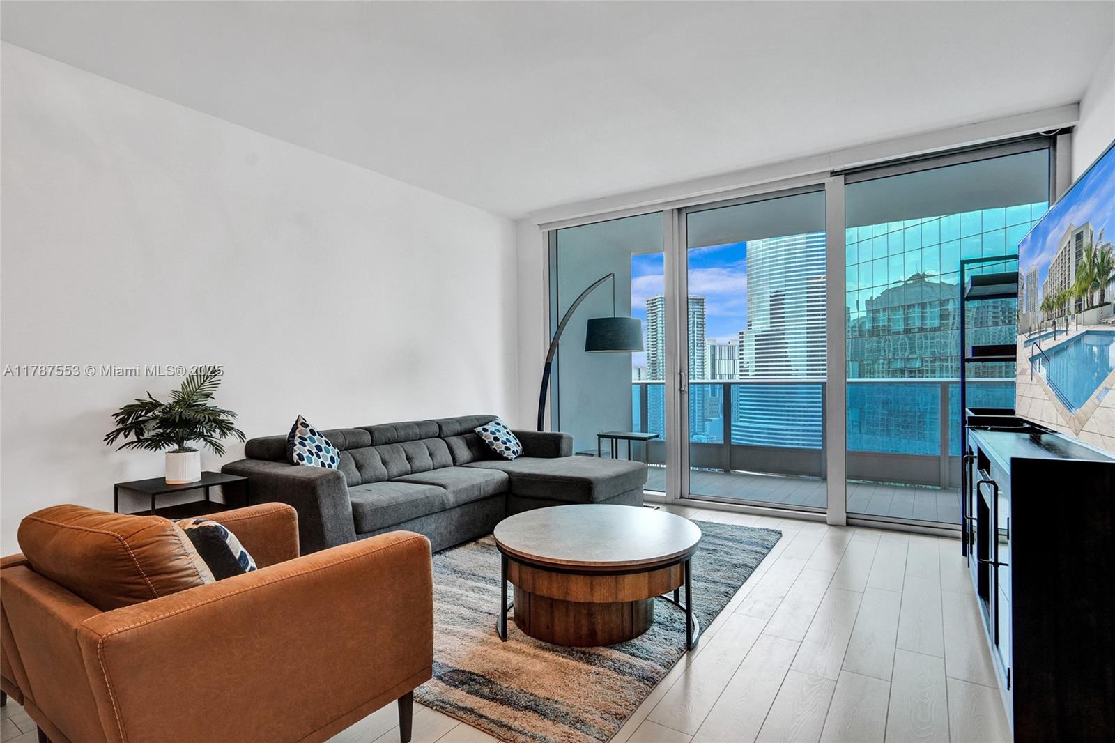 200 Biscayne Boulevard Way #3211, Miami FL 33131