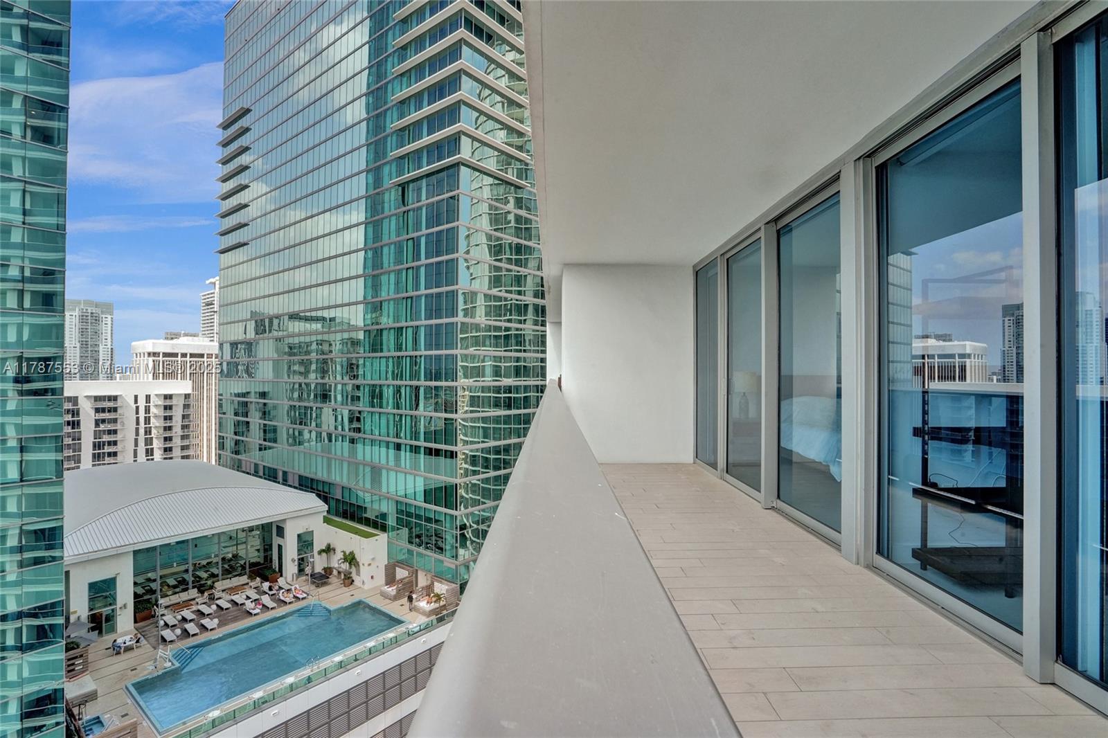 200 Biscayne Boulevard Way #3211, Miami FL 33131