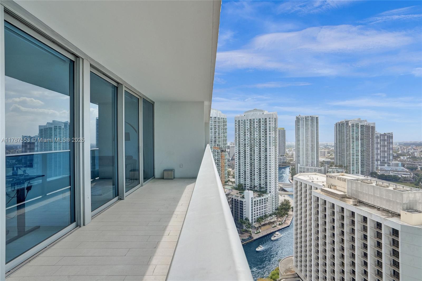 200 Biscayne Boulevard Way #3211, Miami FL 33131