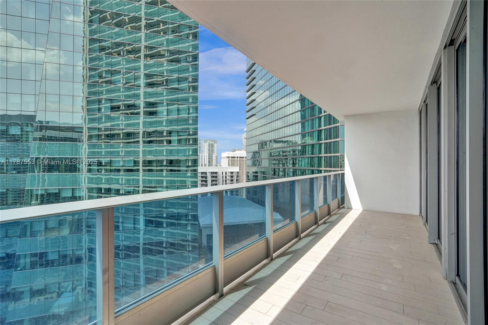 200 Biscayne Boulevard Way #3211, Miami FL 33131
