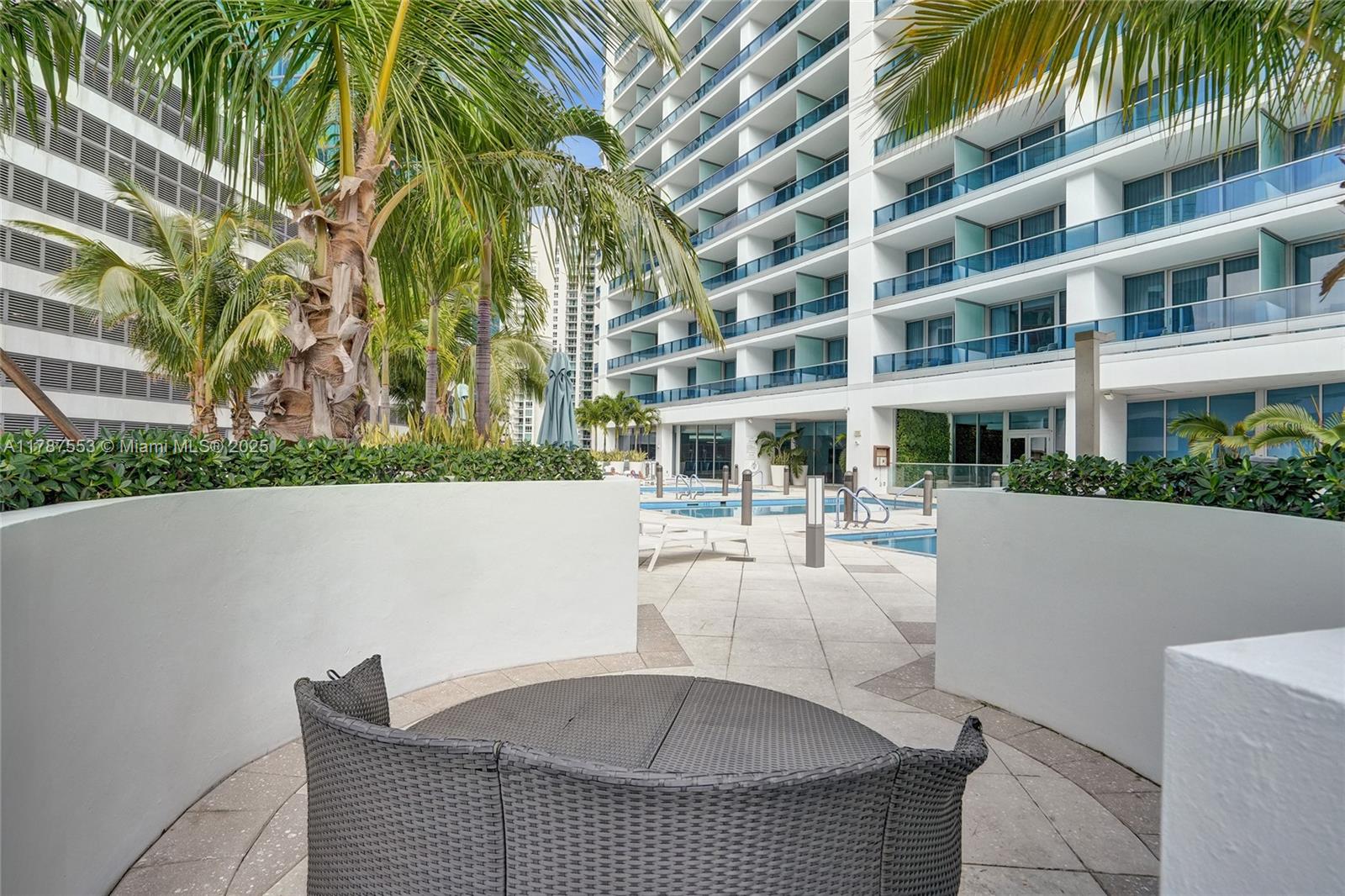 200 Biscayne Boulevard Way #3211, Miami FL 33131