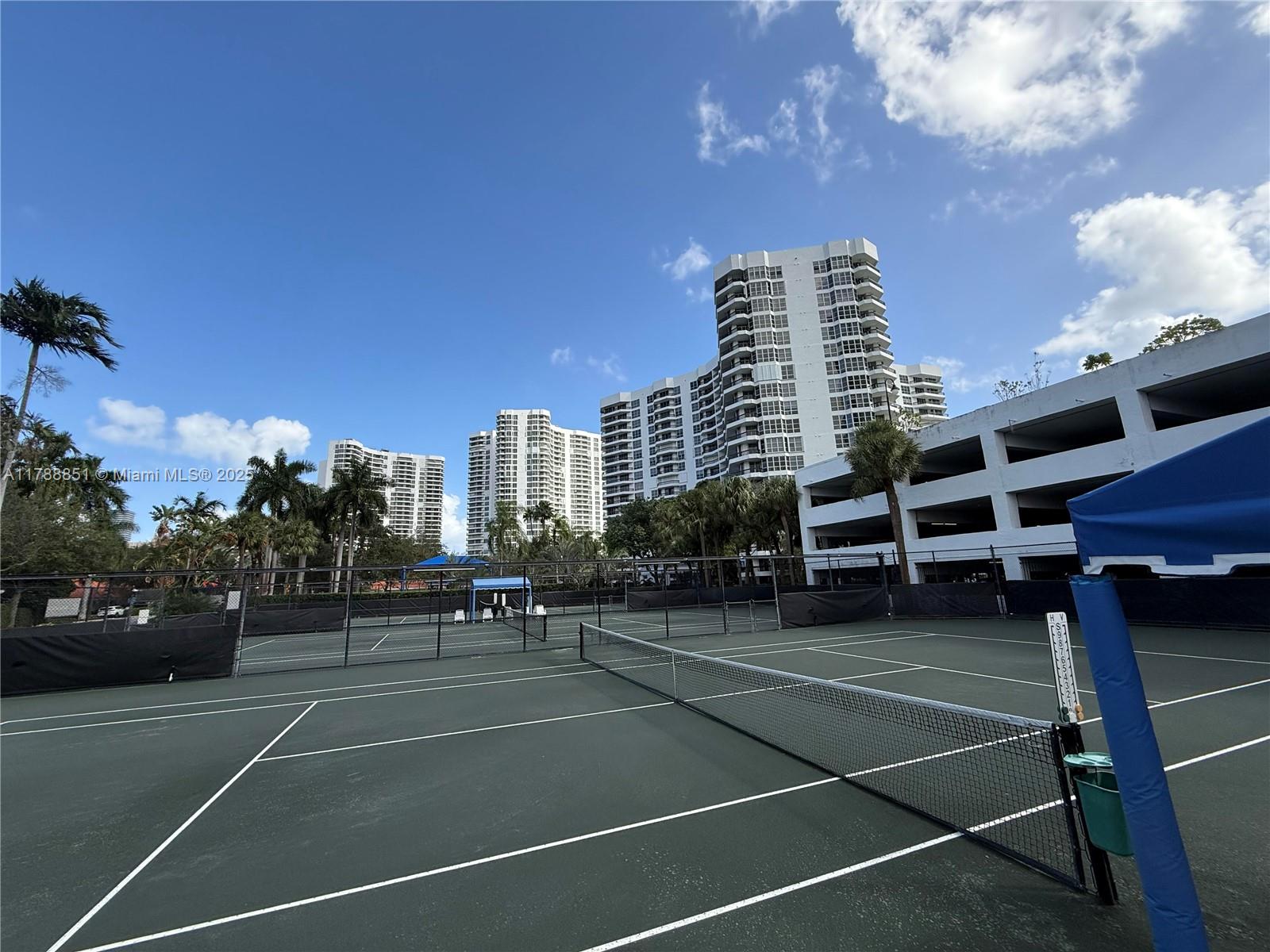 3500 Mystic Pointe Dr #3003, Aventura FL 33180
