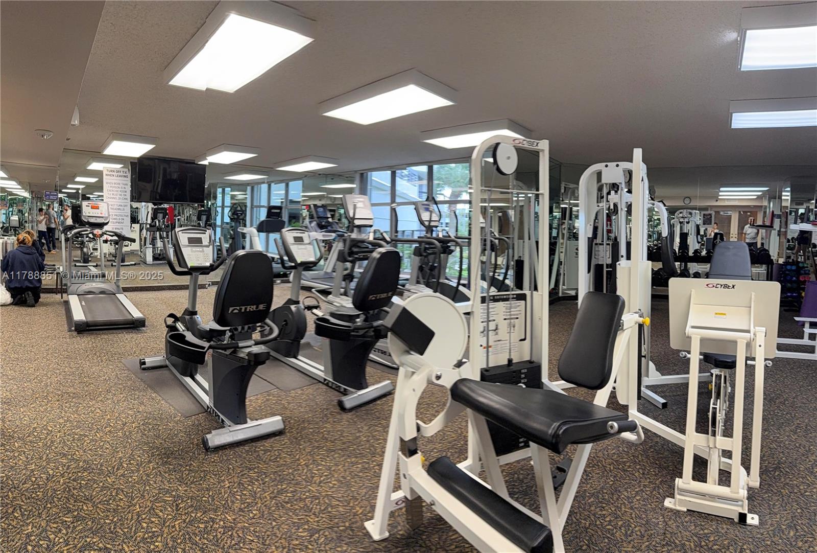 3500 Mystic Pointe Dr #3003, Aventura FL 33180
