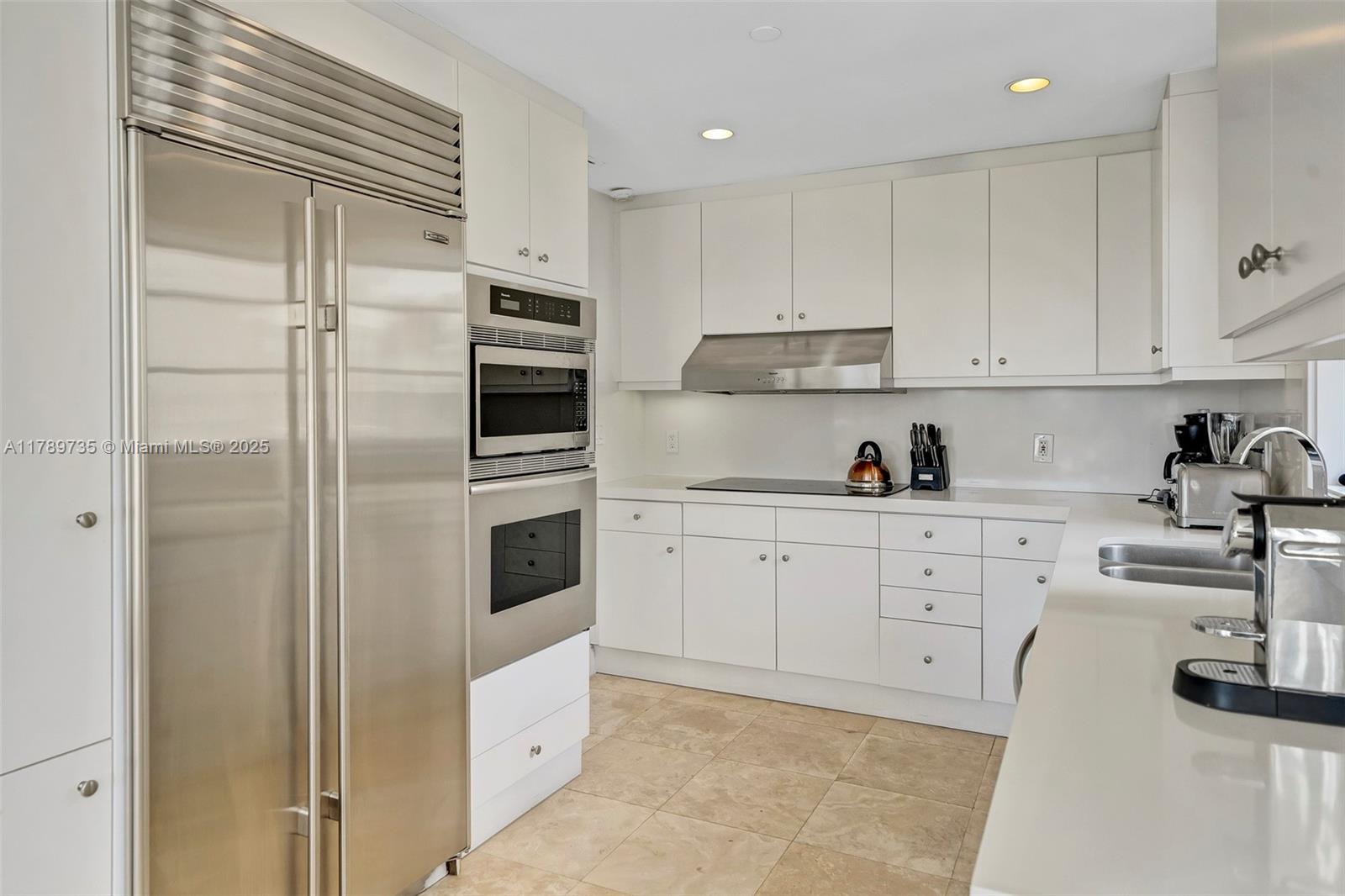 19237 Fisher Island Dr #19237, Miami FL 33109