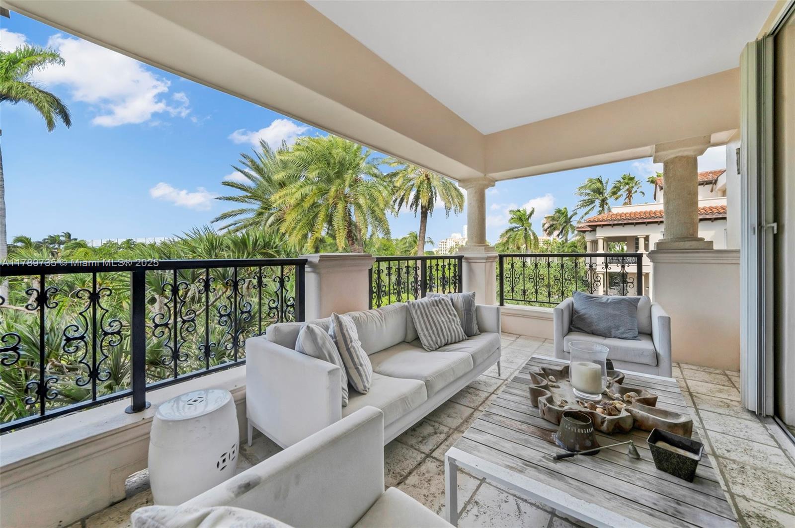 19237 Fisher Island Dr #19237, Miami FL 33109