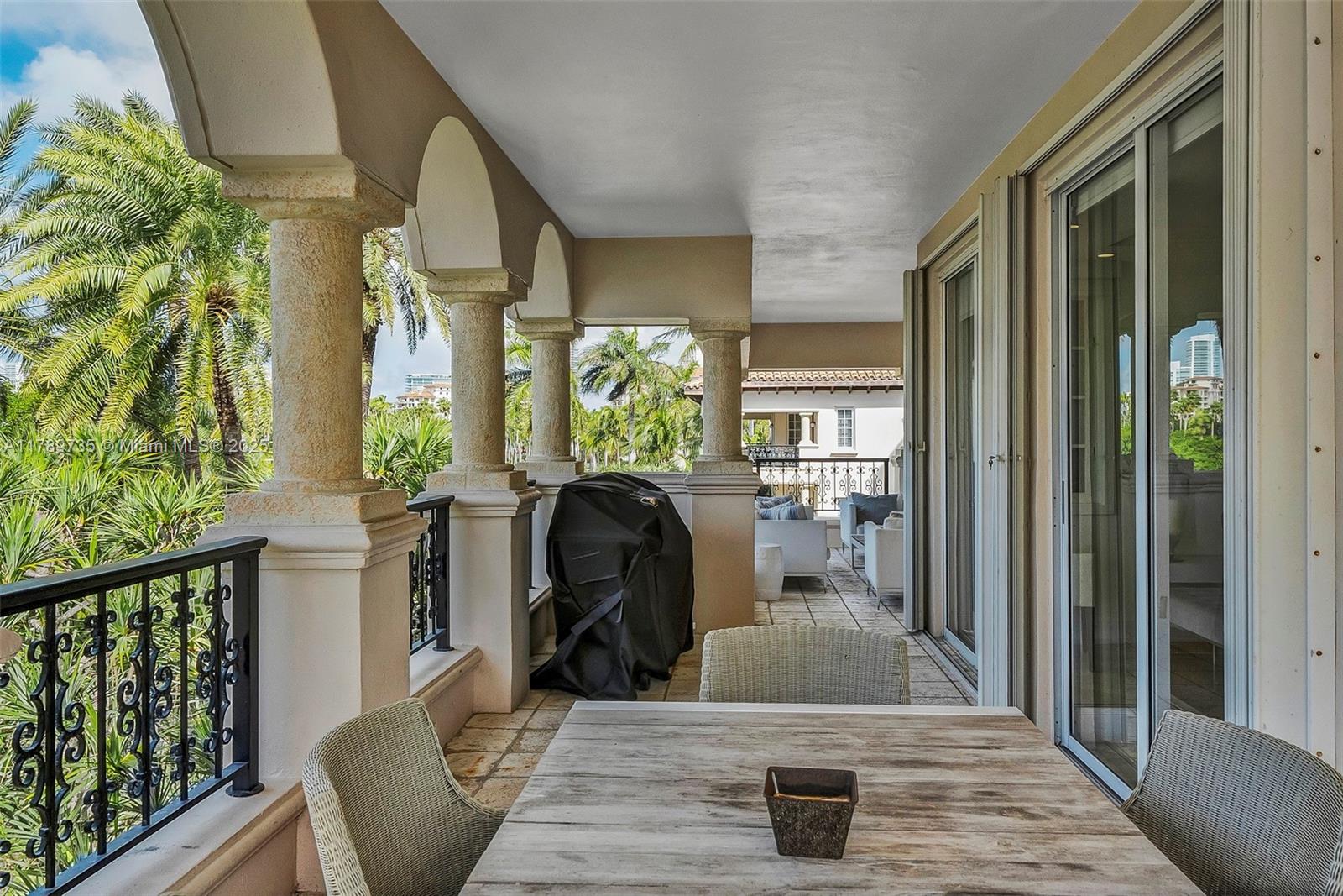 19237 Fisher Island Dr #19237, Miami FL 33109