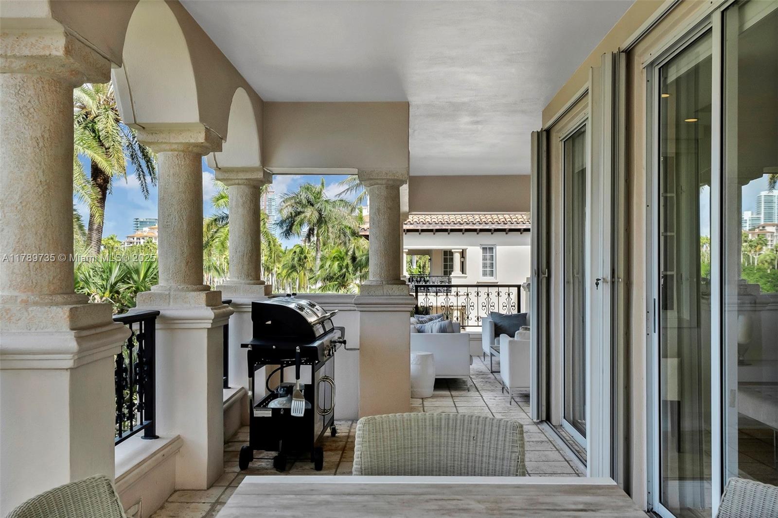 19237 Fisher Island Dr #19237, Miami FL 33109
