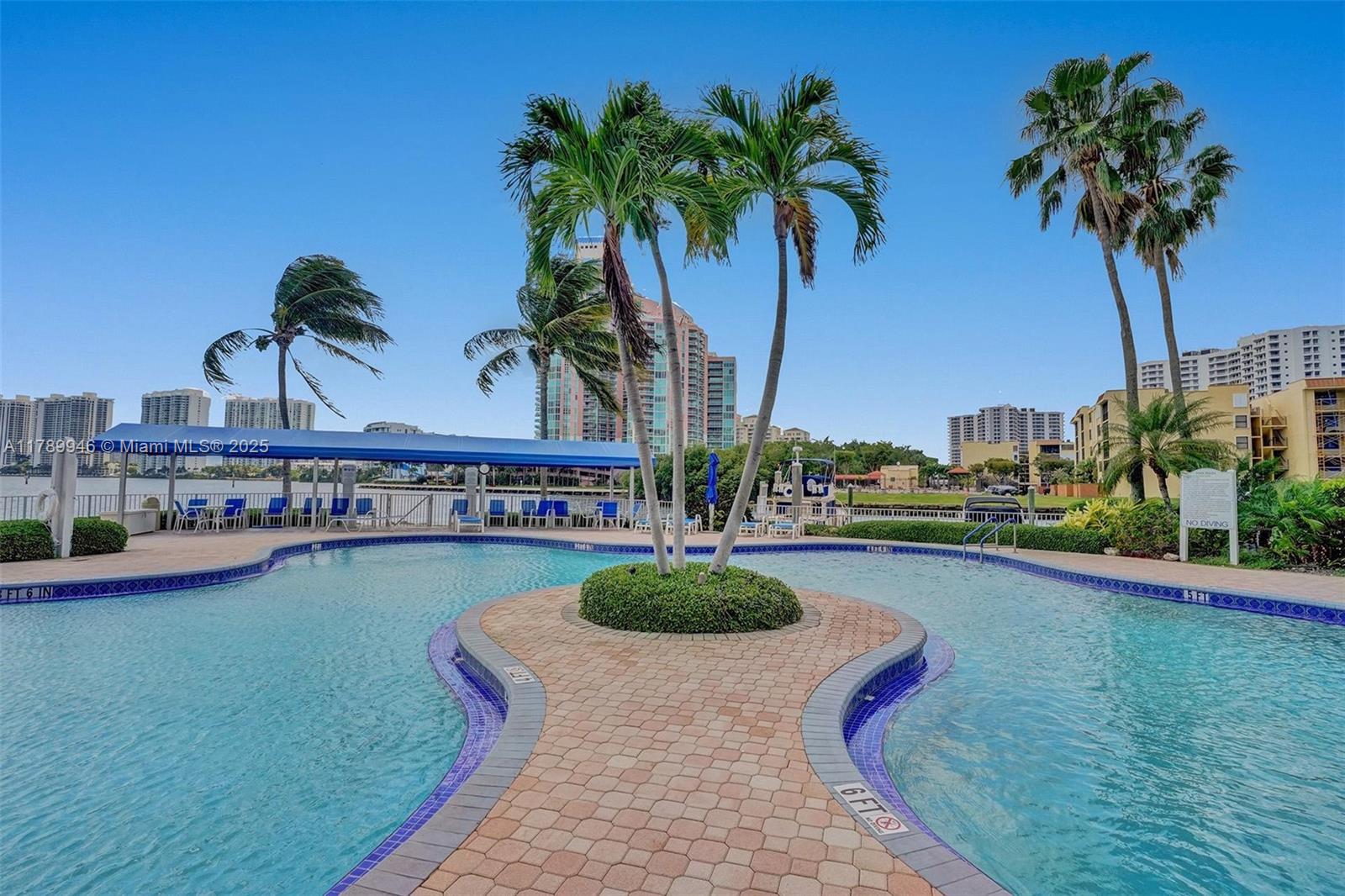 Aventura FL 33180 - A11789946