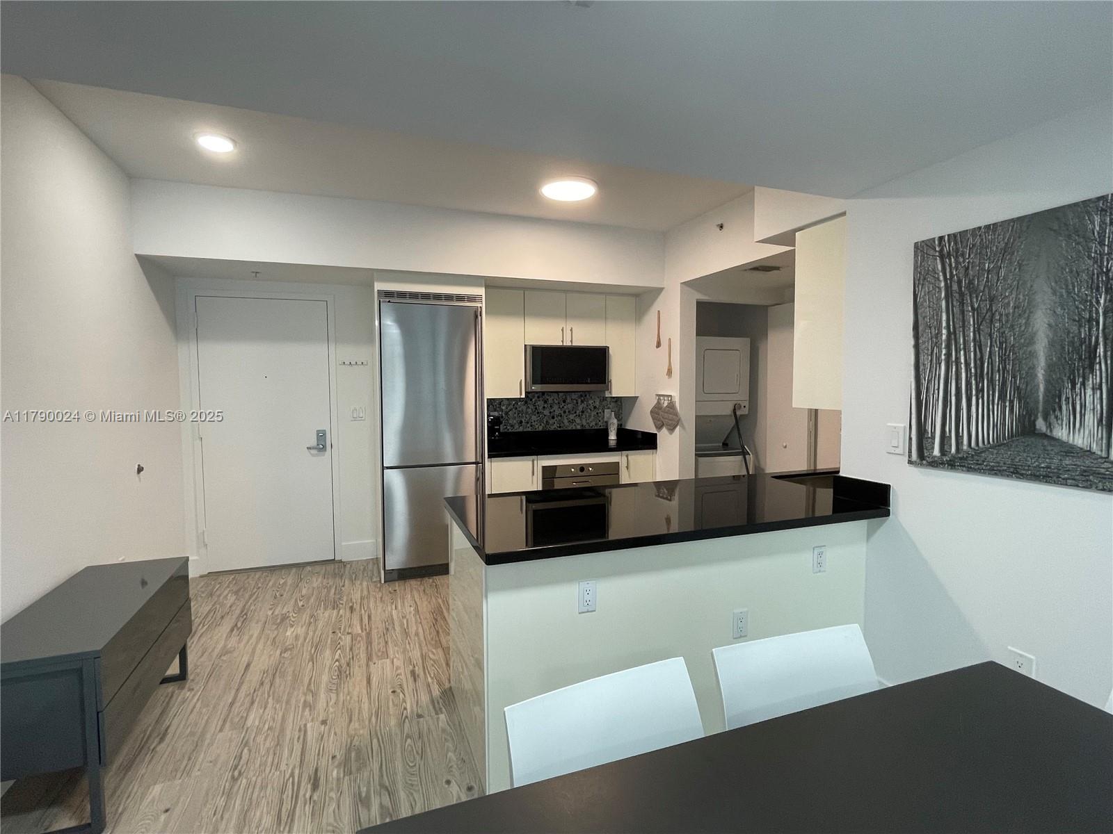 92 SW 3rd St #2302, Miami FL 33130