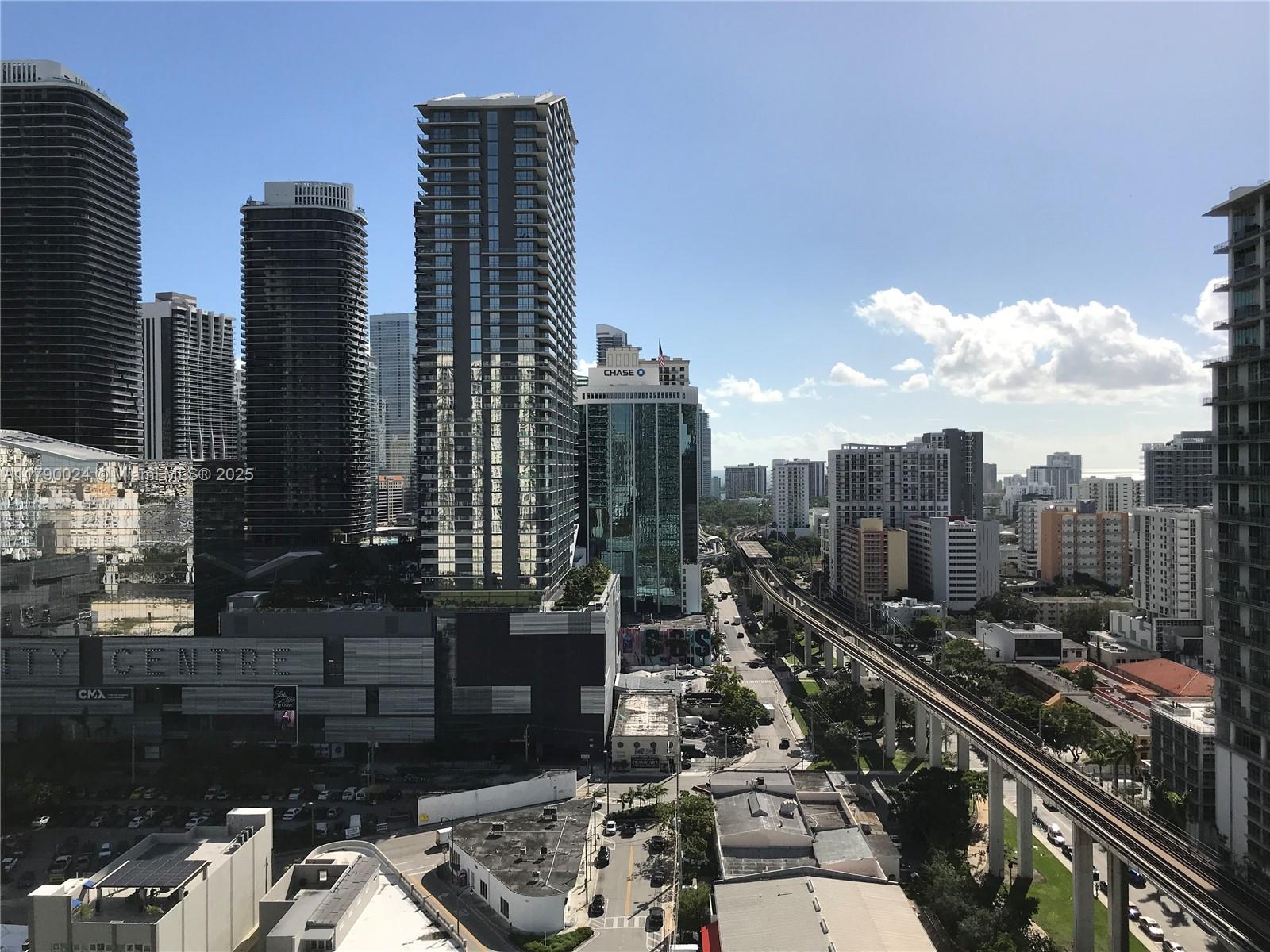 92 SW 3rd St #2302, Miami FL 33130