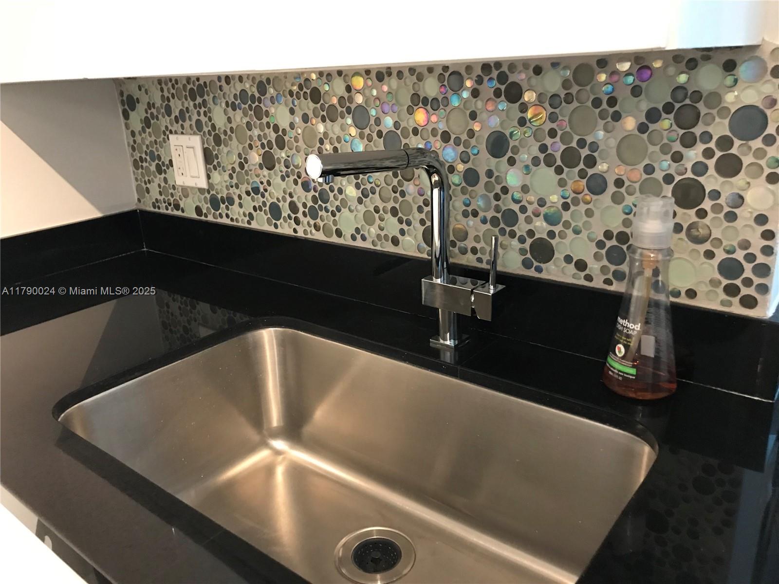 92 SW 3rd St #2302, Miami FL 33130
