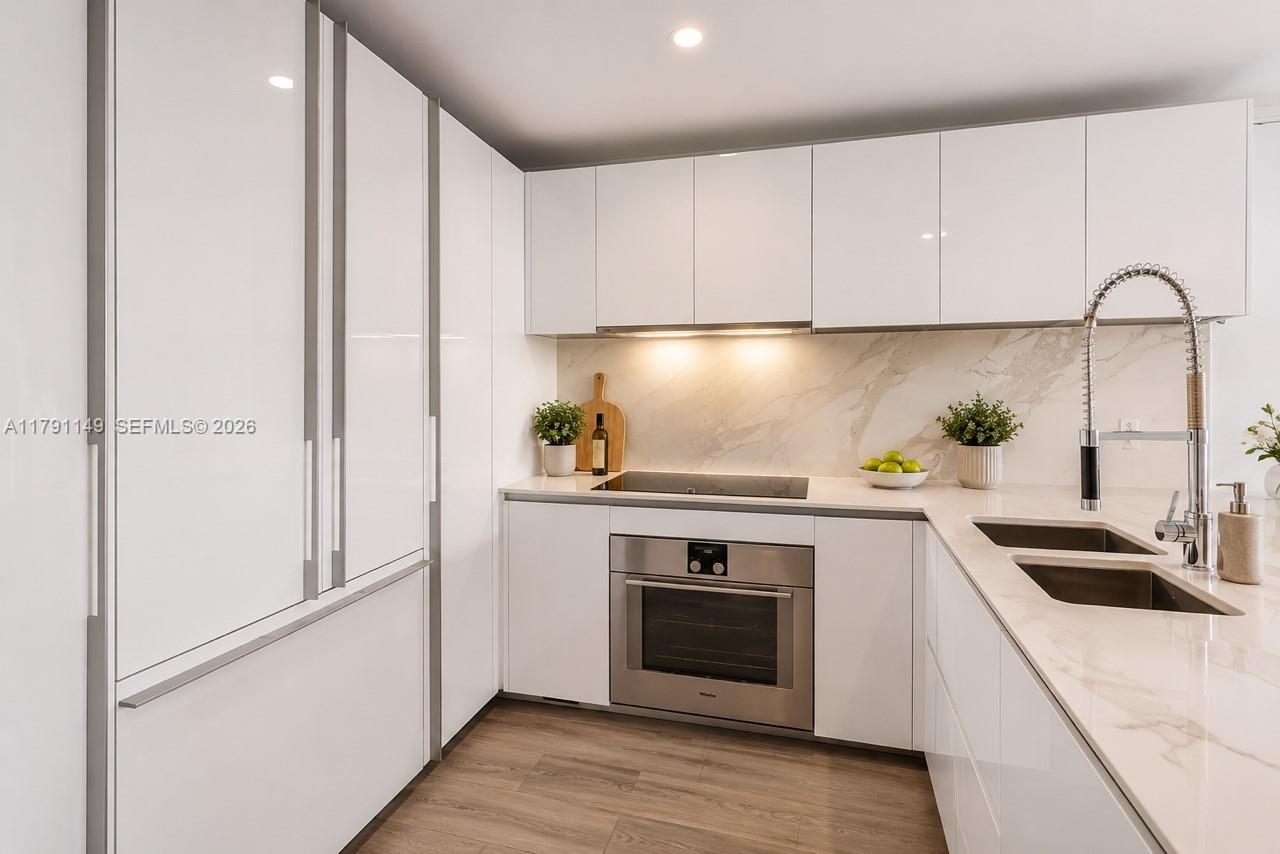 10201 Collins Ave #605, Bal Harbour FL 33154