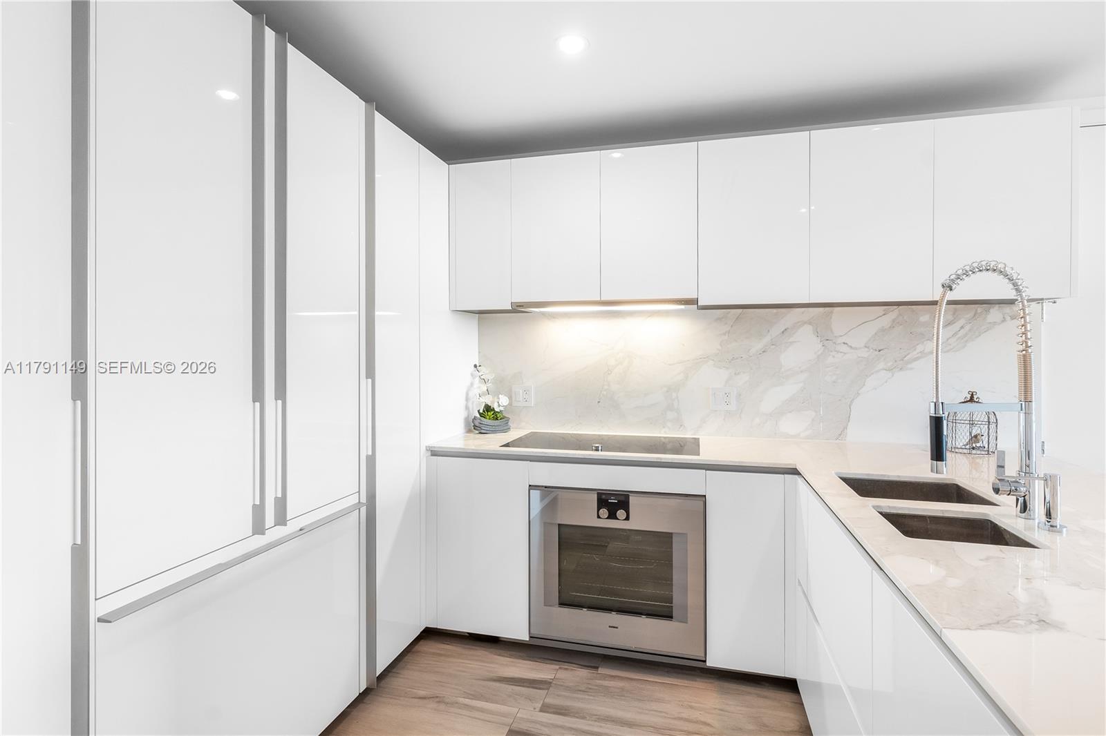10201 Collins Ave #605, Bal Harbour FL 33154