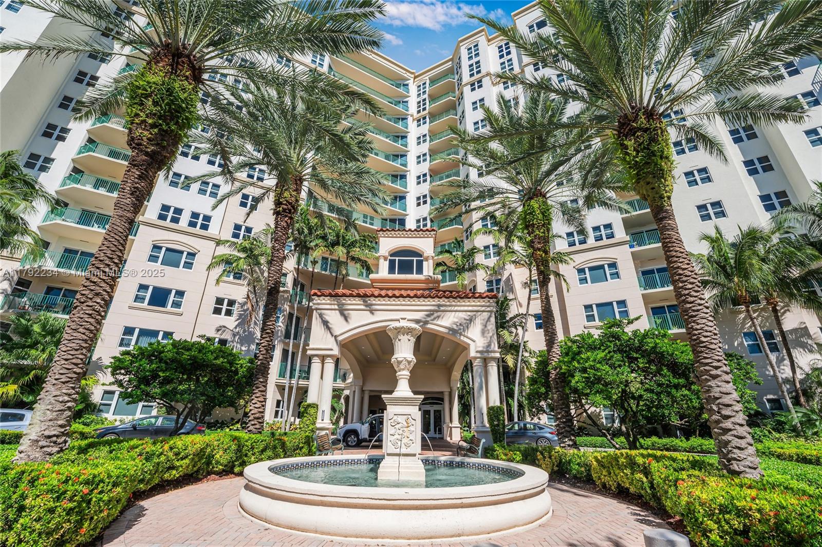 19900 E Country Club Dr #612, Aventura FL 33180
