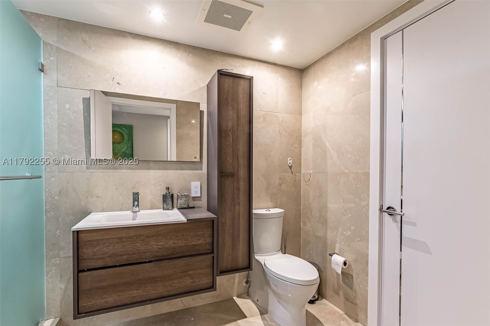 495 Brickell Ave #2801, Miami FL 33131