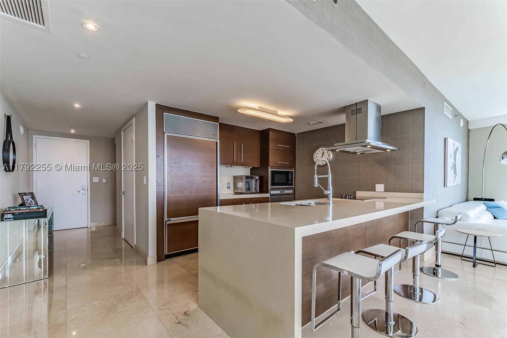 495 Brickell Ave #2801, Miami FL 33131