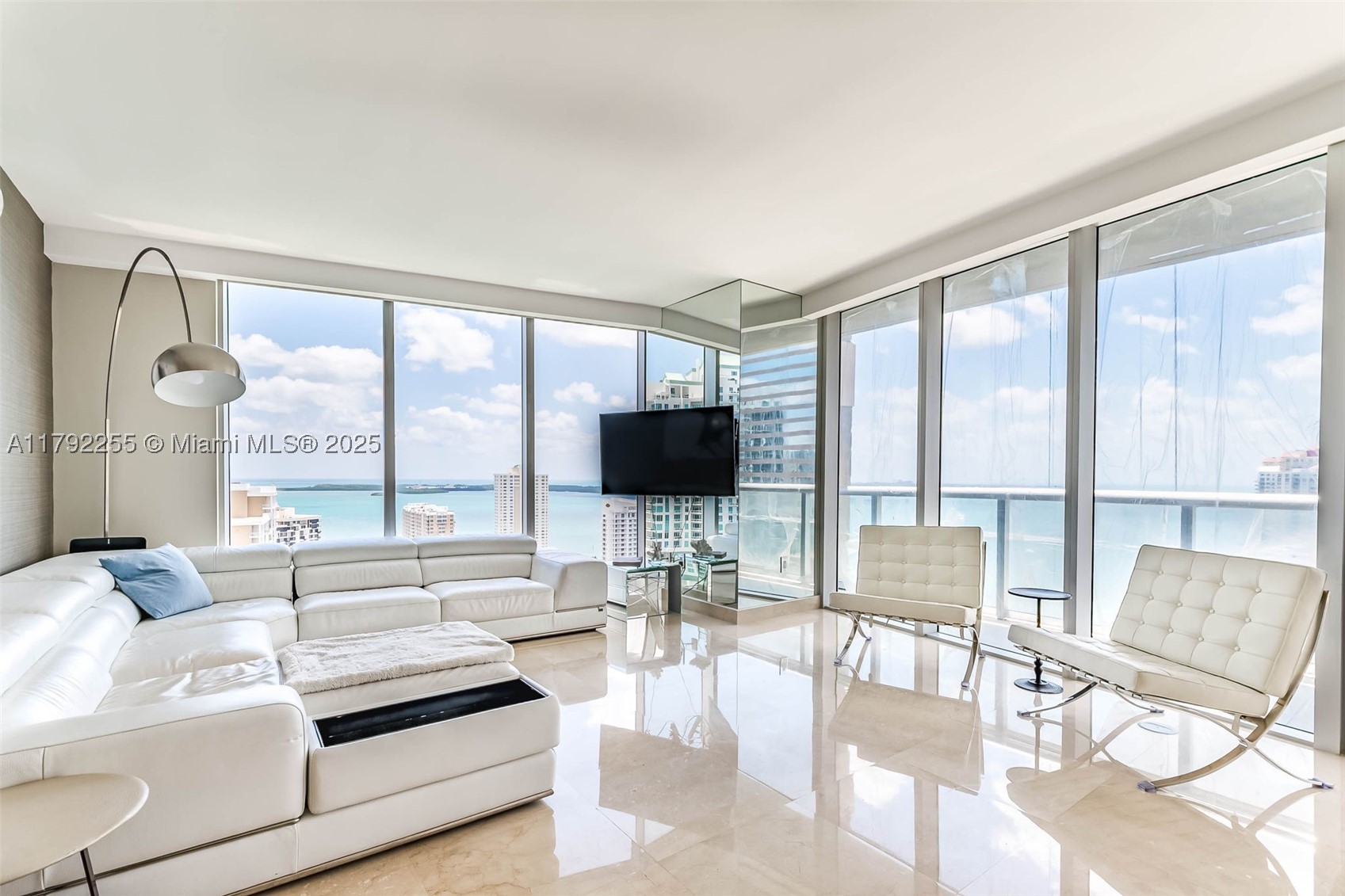 495 Brickell Ave #2801, Miami FL 33131