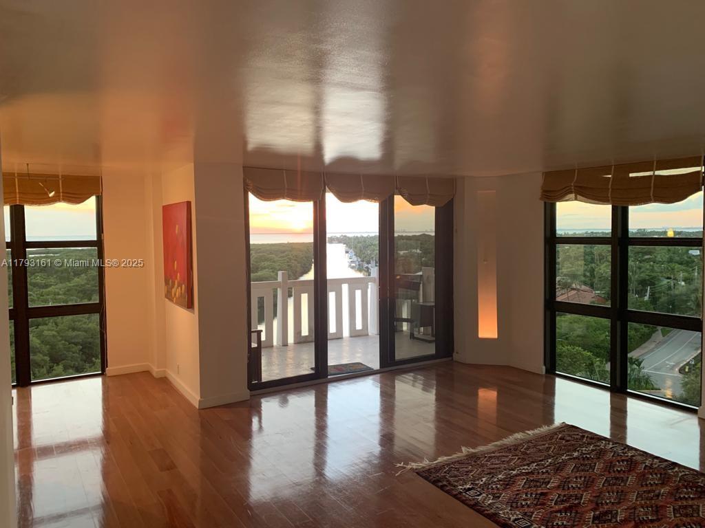 1121 Crandon Blvd #D802, Key Biscayne FL 33149