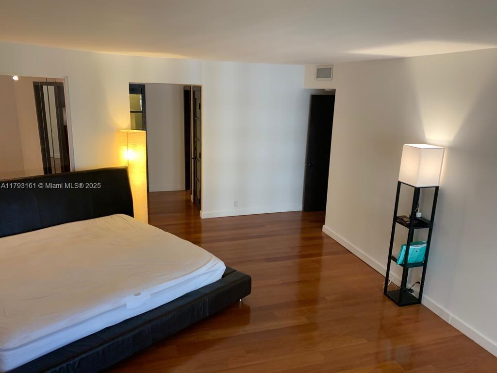 1121 Crandon Blvd #D802, Key Biscayne FL 33149