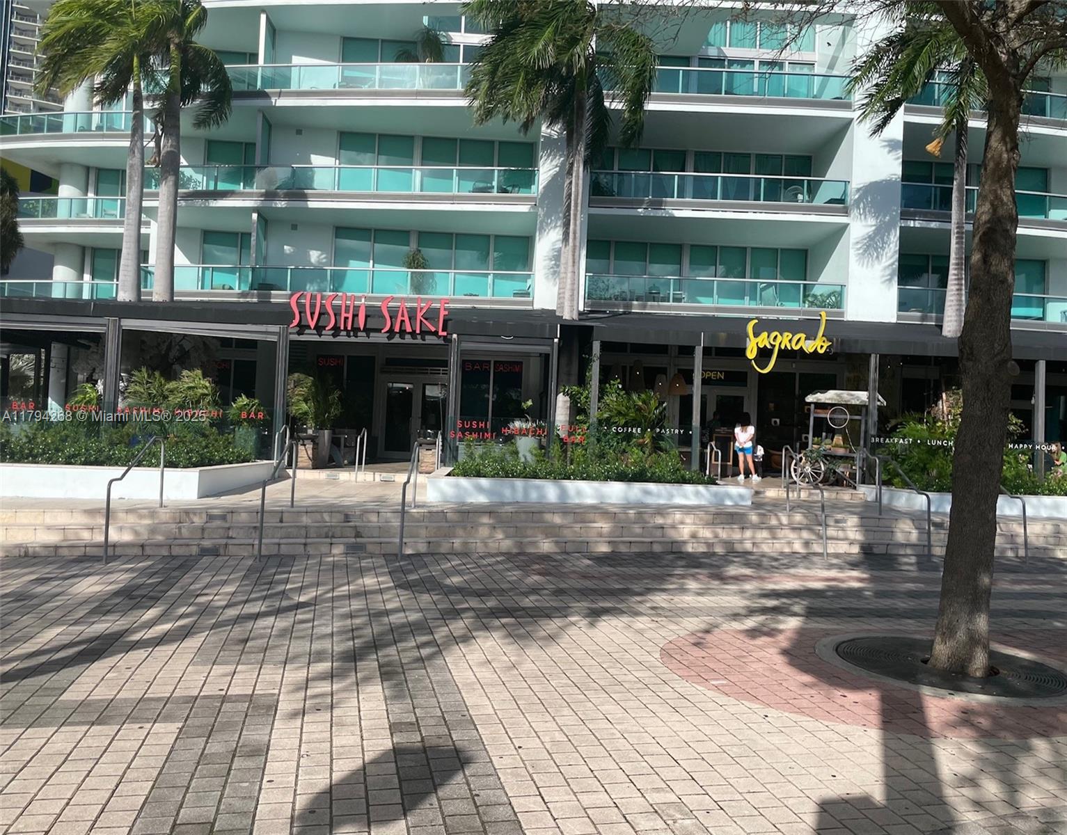 900 Biscayne Blvd #5707, Miami FL 33132