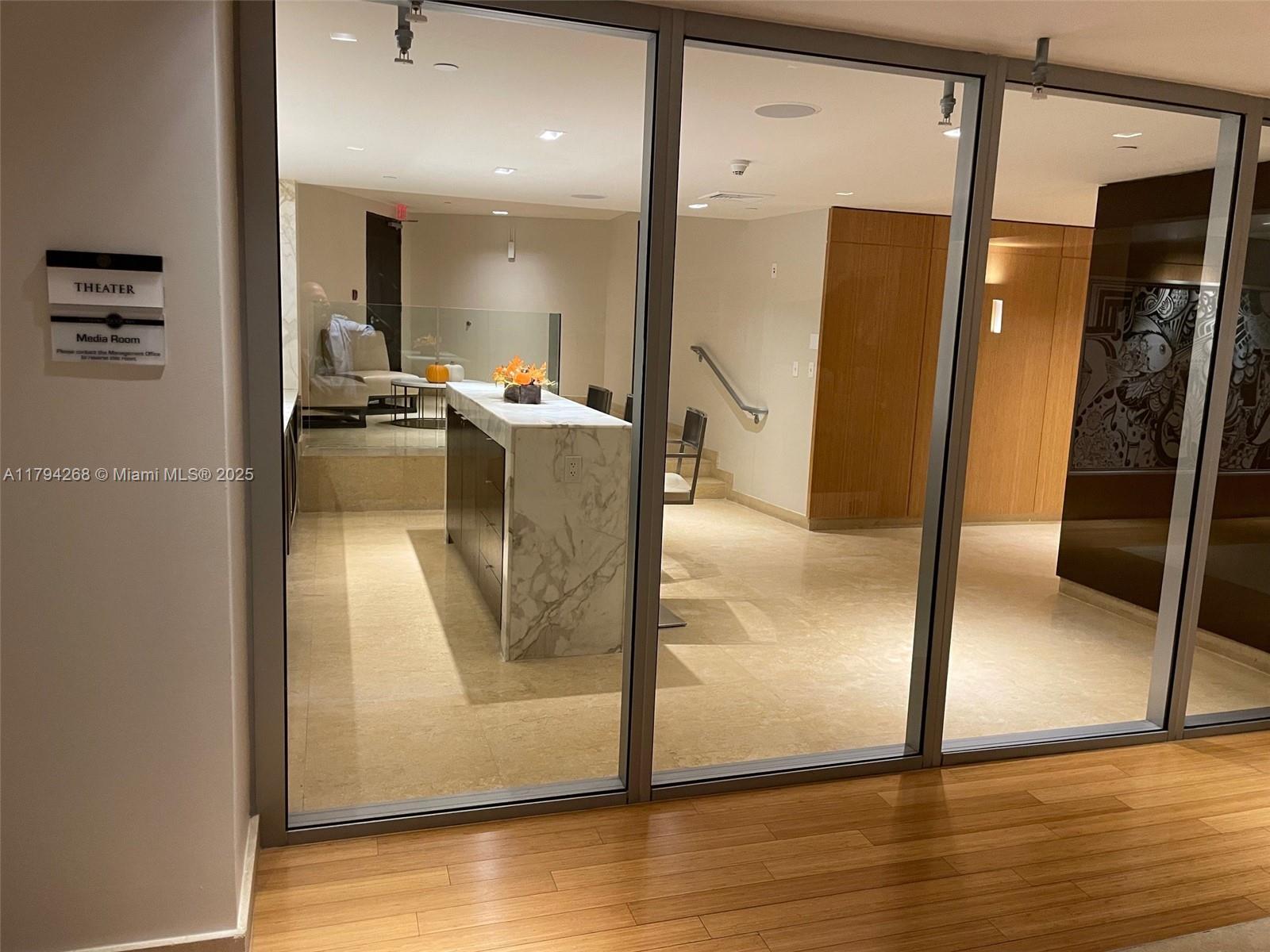 900 Biscayne Blvd #5707, Miami FL 33132
