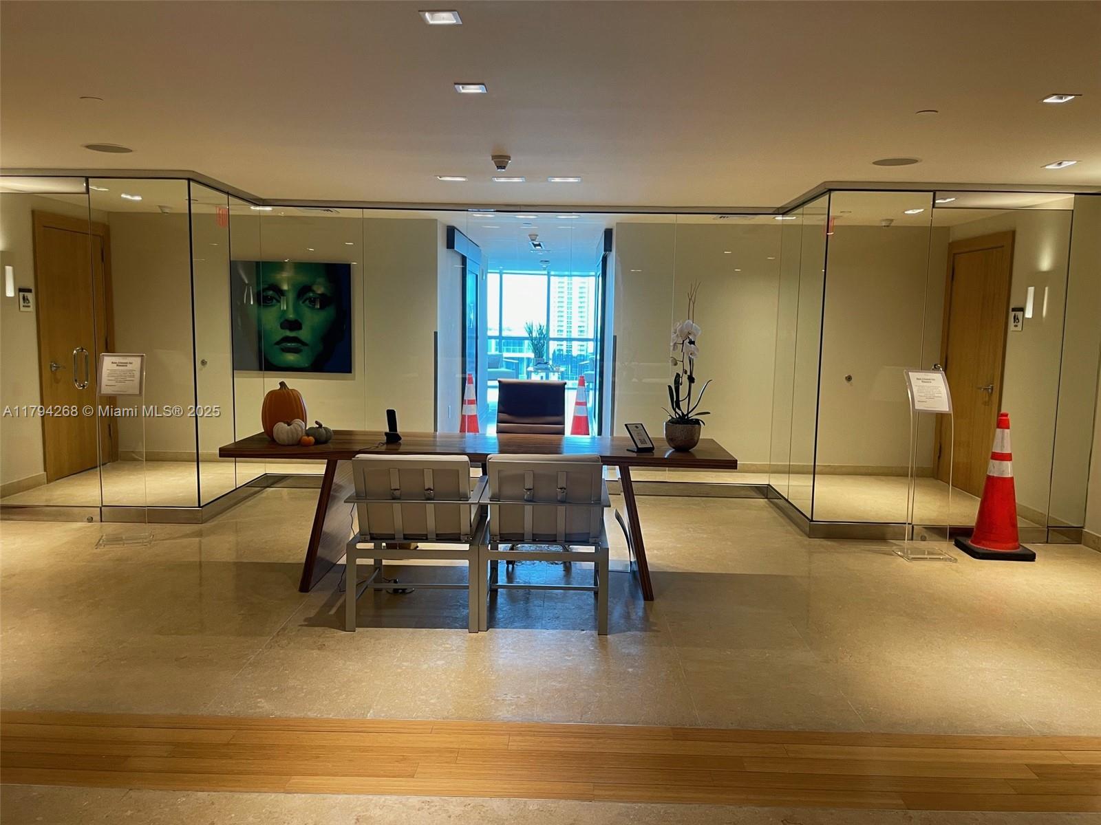 900 Biscayne Blvd #5707, Miami FL 33132