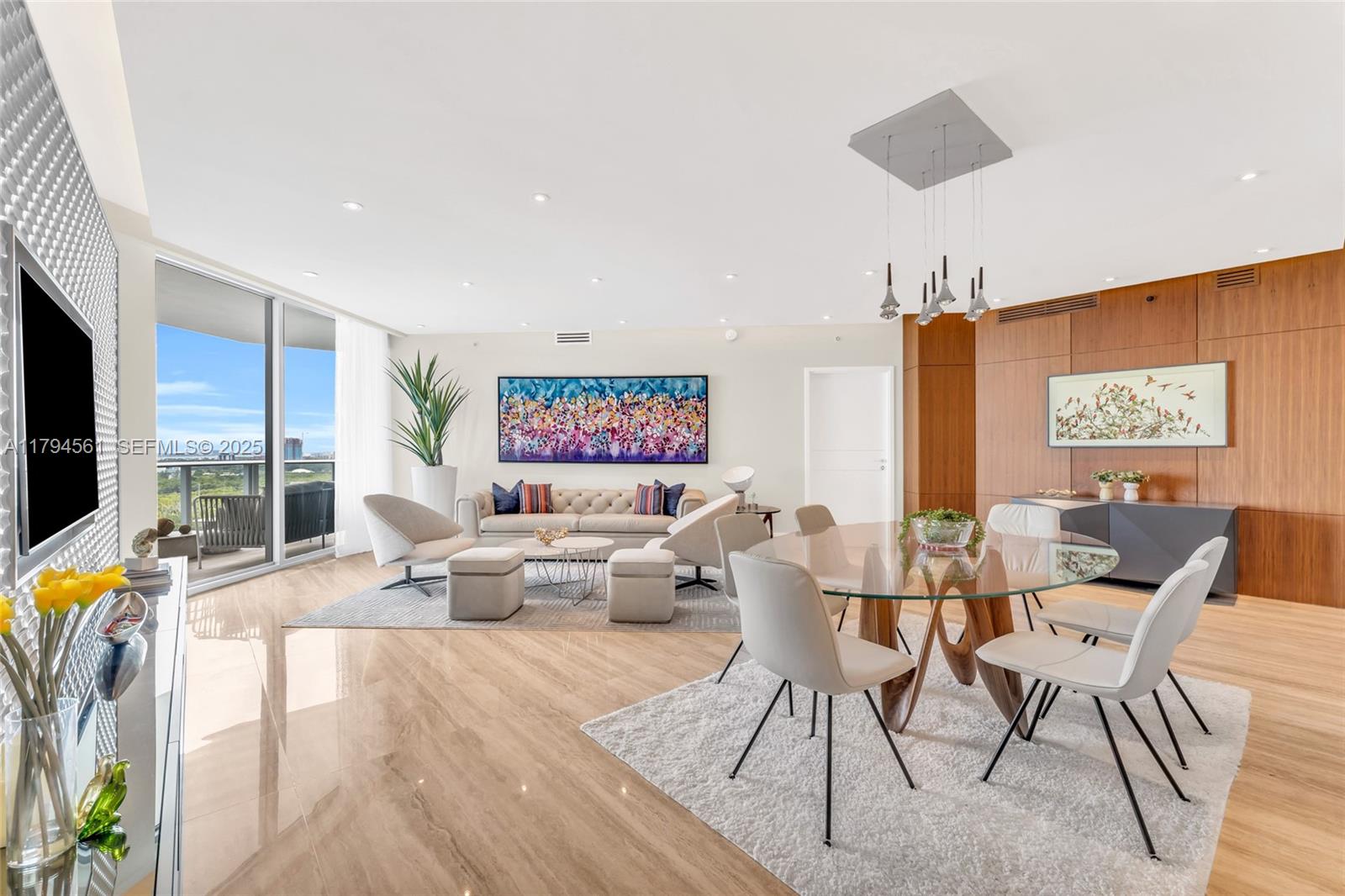 17111 Biscayne Blvd #2208, Aventura FL 33160