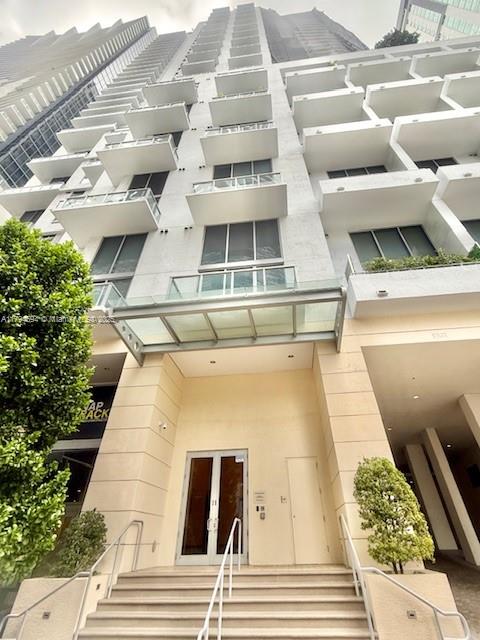 1050 Brickell Ave #1602, Miami FL 33131