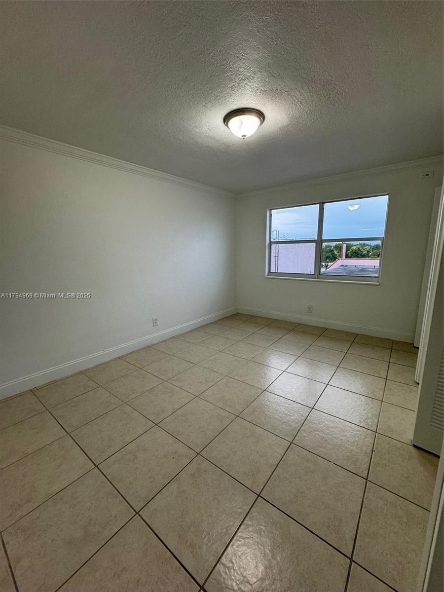 11195 SW 1st St #314, Sweetwater FL 33174