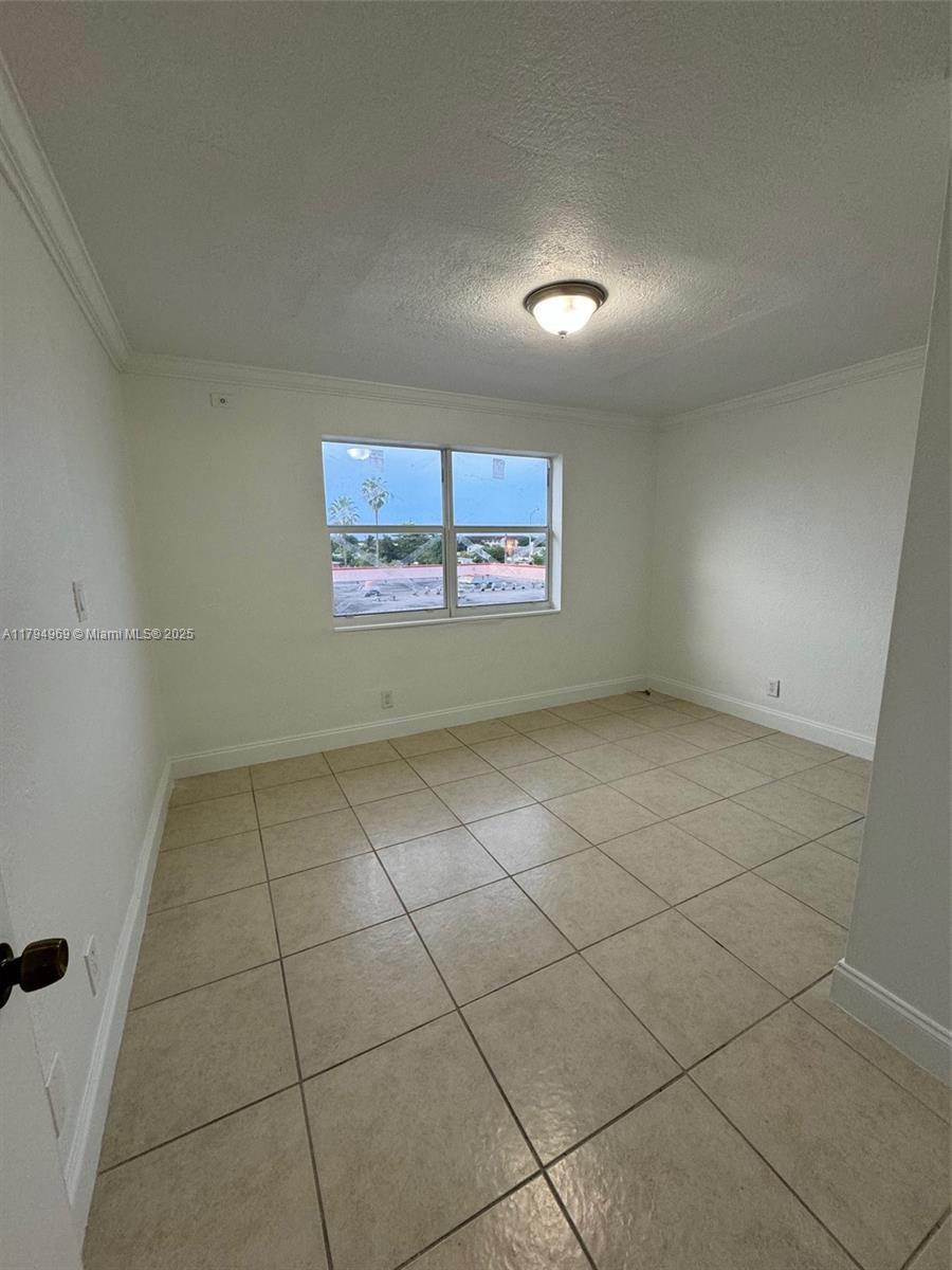 11195 SW 1st St #314, Sweetwater FL 33174