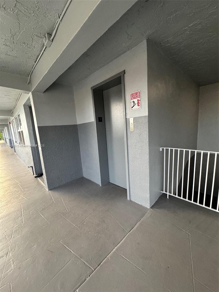 11195 SW 1st St #314, Sweetwater FL 33174