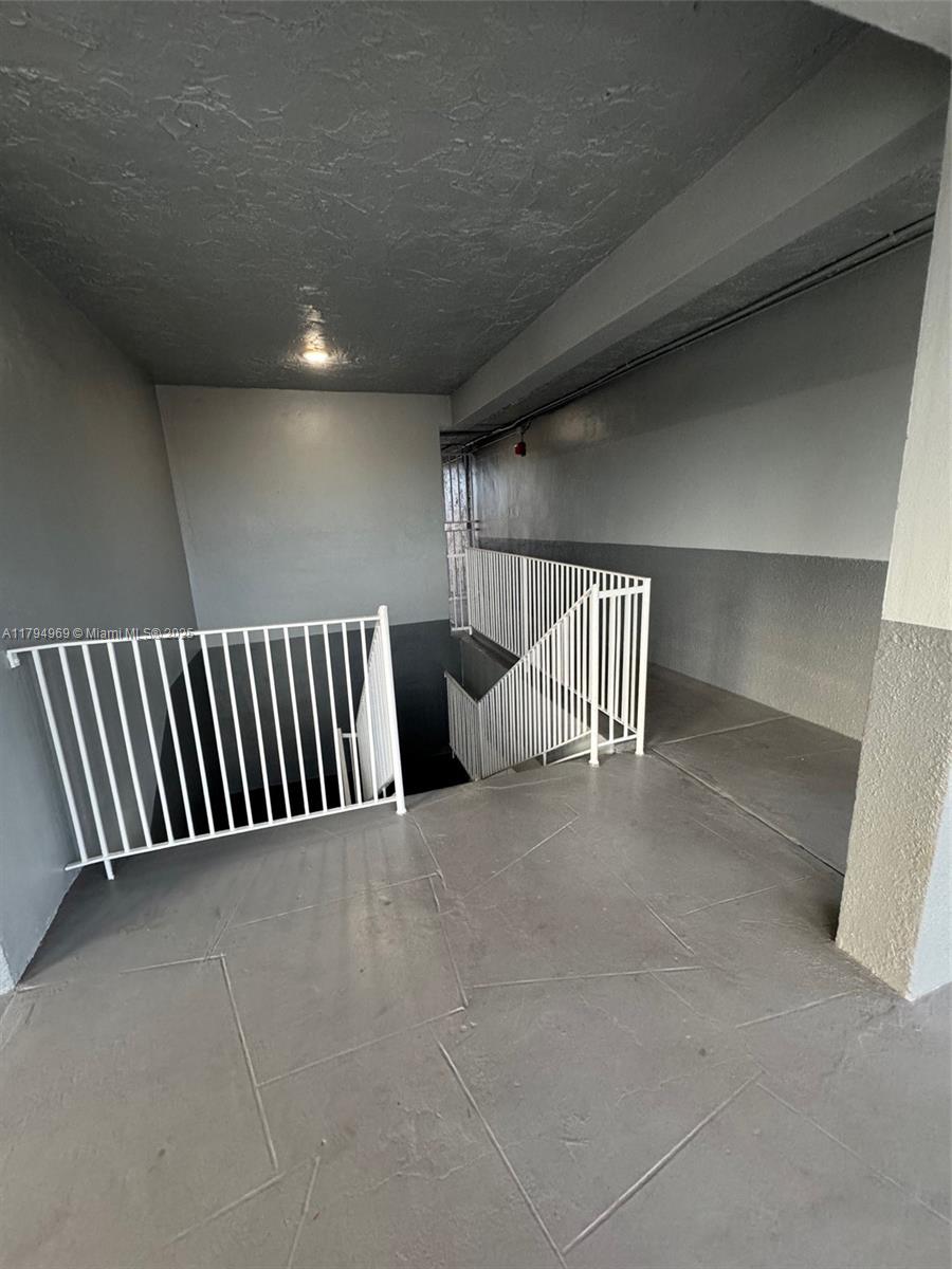 11195 SW 1st St #314, Sweetwater FL 33174