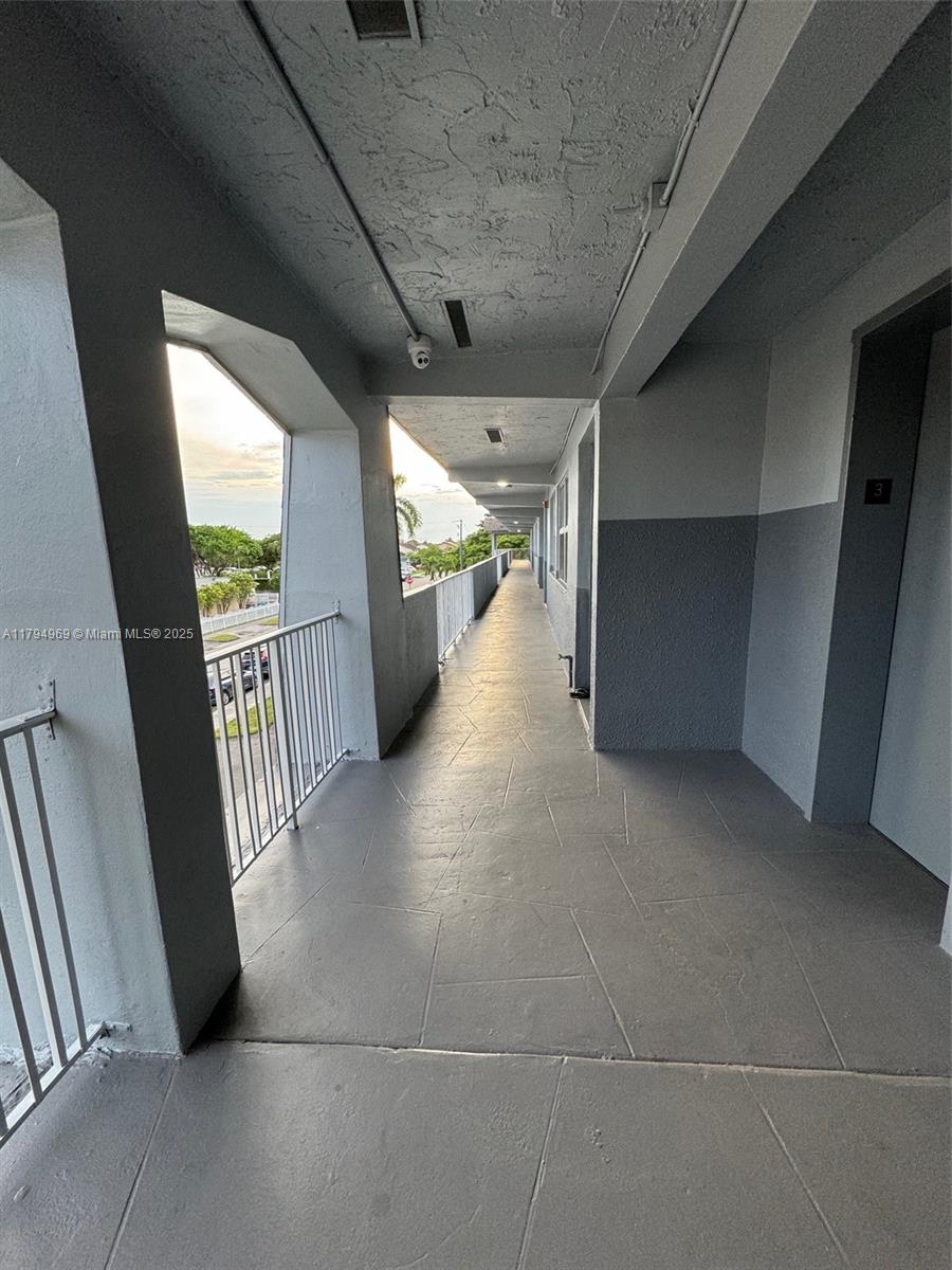 11195 SW 1st St #314, Sweetwater FL 33174