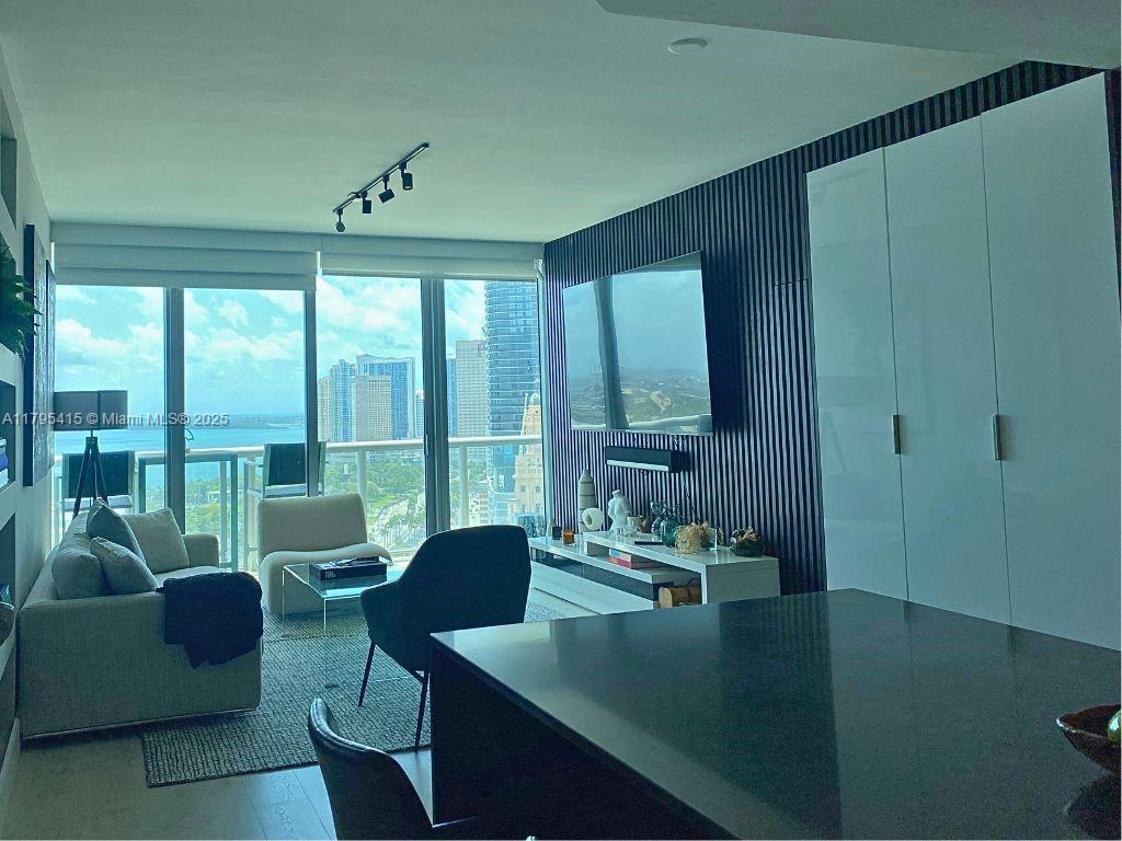 888 Biscayne Blvd #2405, Miami FL 33132