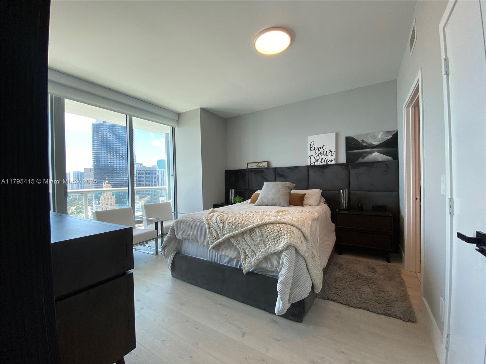 888 Biscayne Blvd #2405, Miami FL 33132