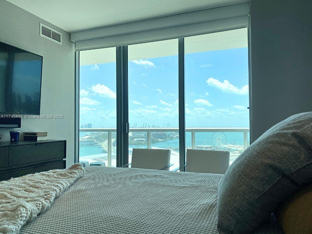 888 Biscayne Blvd #2405, Miami FL 33132