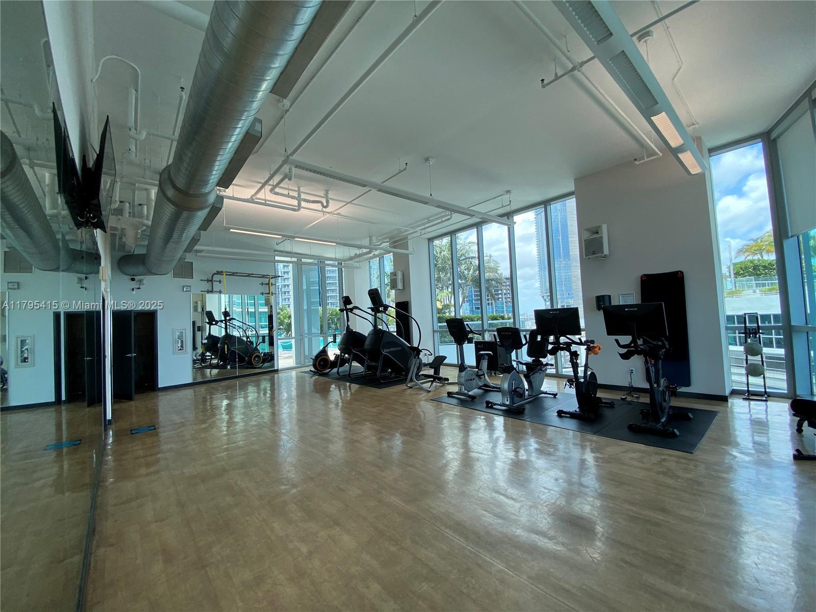 888 Biscayne Blvd #2405, Miami FL 33132