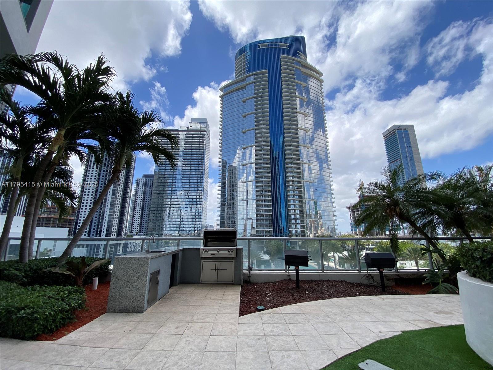 888 Biscayne Blvd #2405, Miami FL 33132