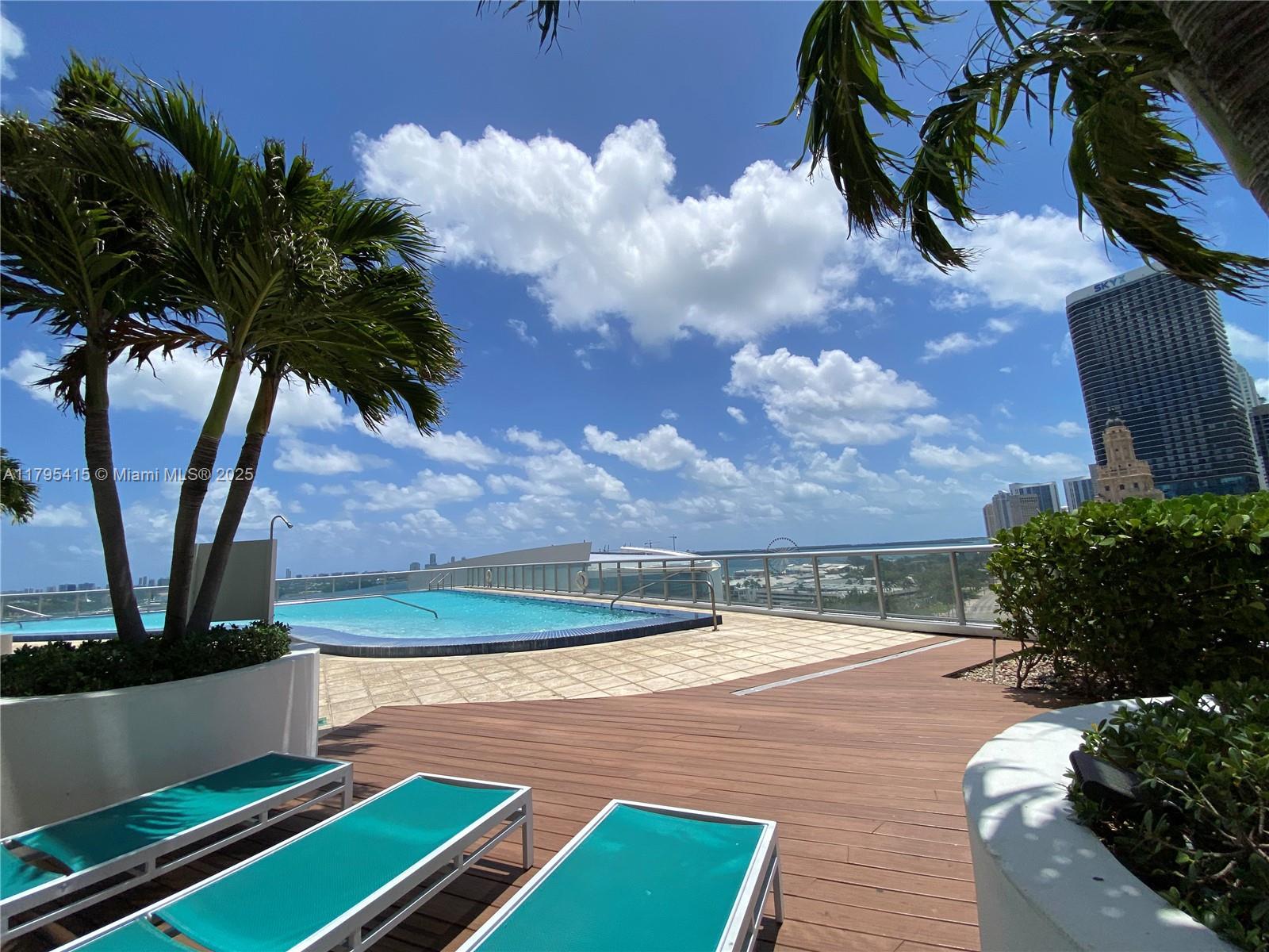 888 Biscayne Blvd #2405, Miami FL 33132
