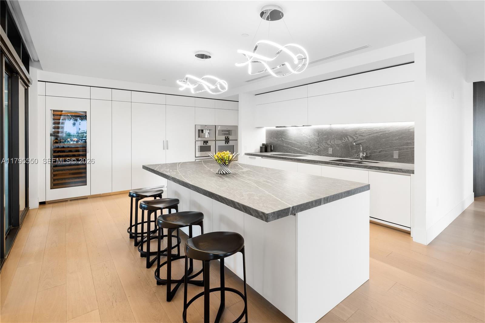 7025 Fisher Island Dr #7025, Miami Beach FL 33109