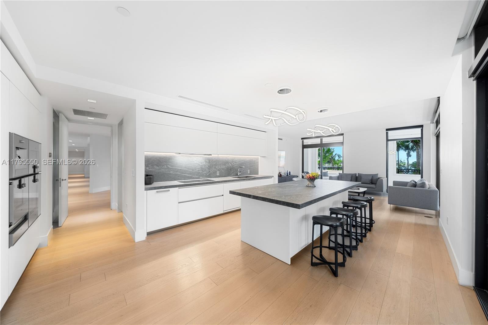 7025 Fisher Island Dr #7025, Miami Beach FL 33109