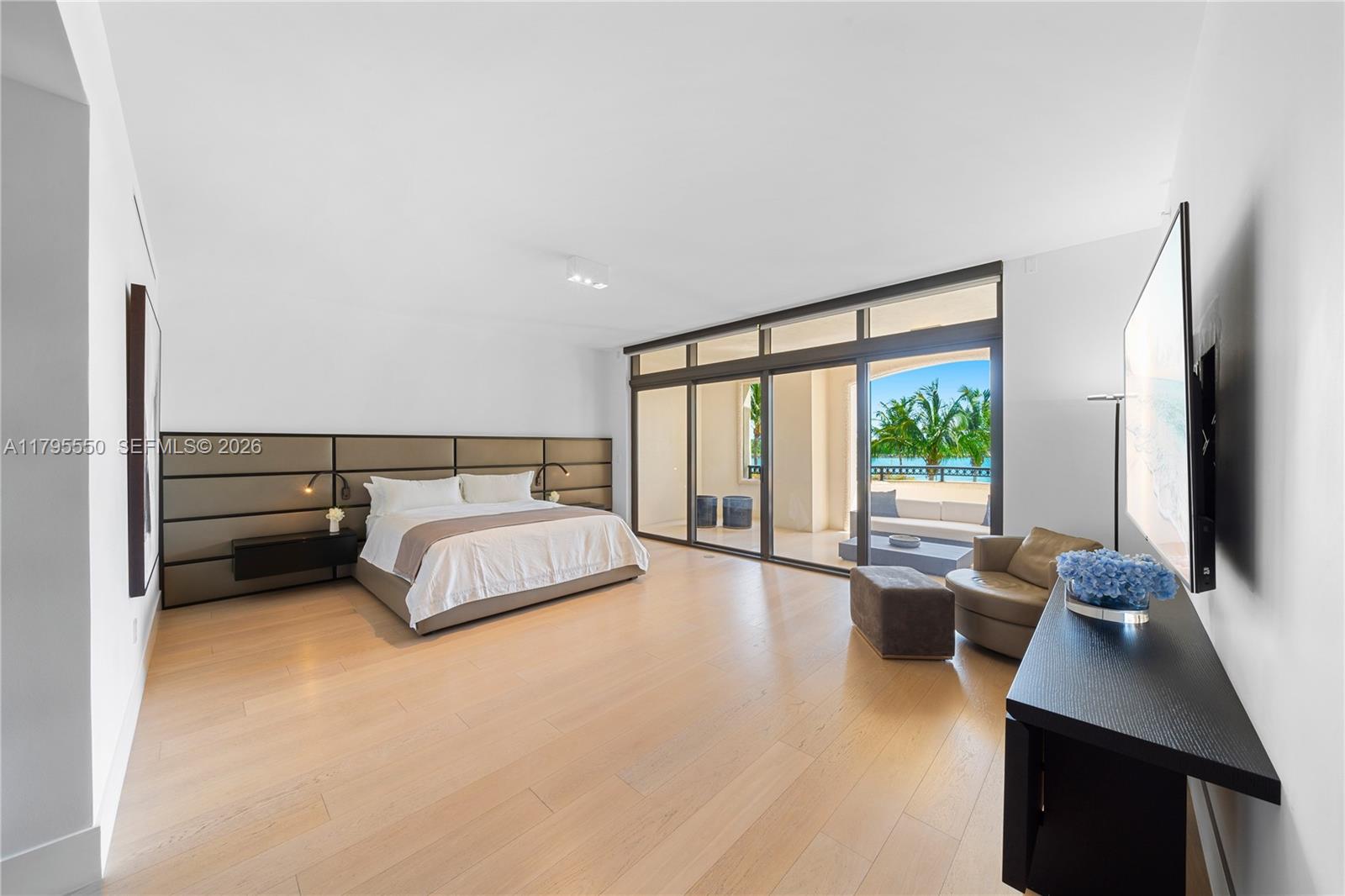 7025 Fisher Island Dr #7025, Miami Beach FL 33109