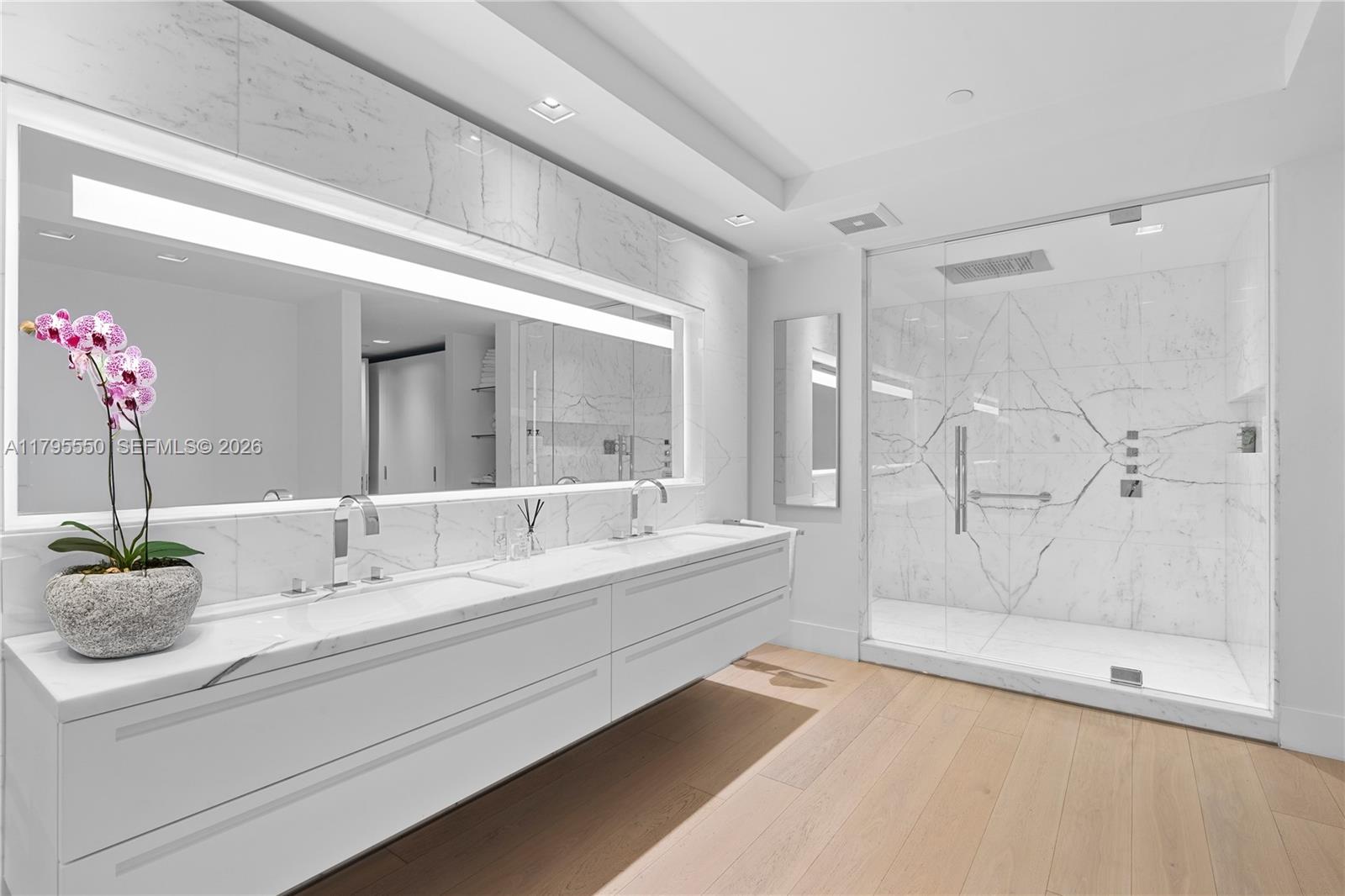 7025 Fisher Island Dr #7025, Miami Beach FL 33109