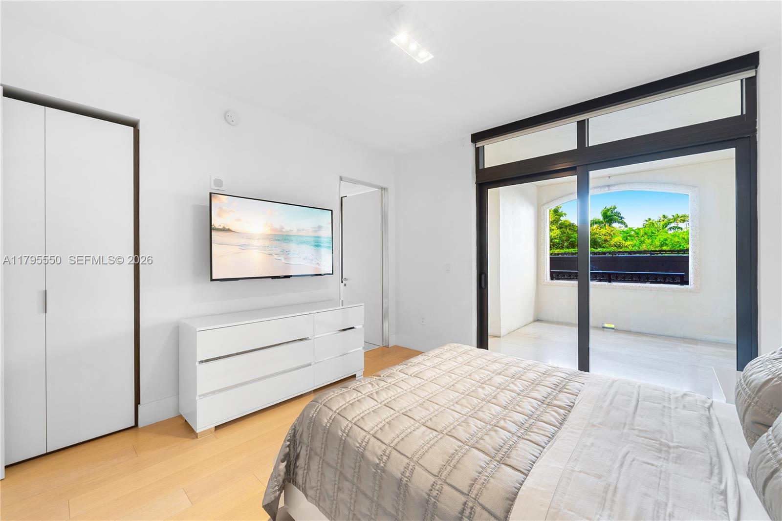 7025 Fisher Island Dr #7025, Miami Beach FL 33109