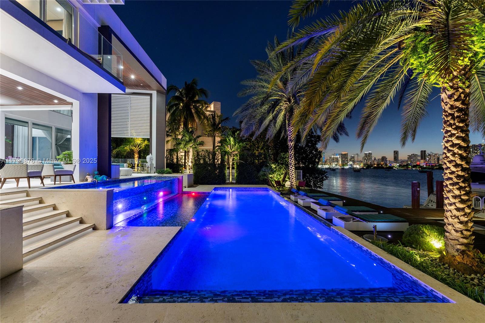 441 N Hibiscus Dr, Miami Beach FL 33139