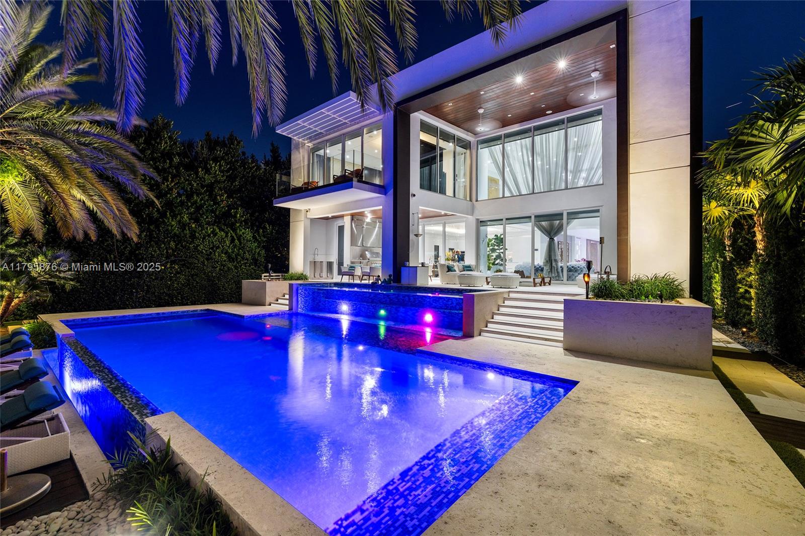 441 N Hibiscus Dr, Miami Beach FL 33139