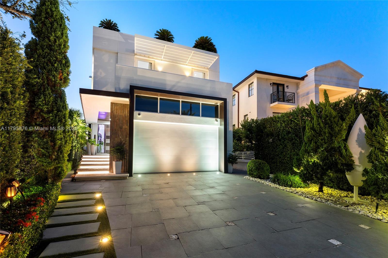 441 N Hibiscus Dr, Miami Beach FL 33139