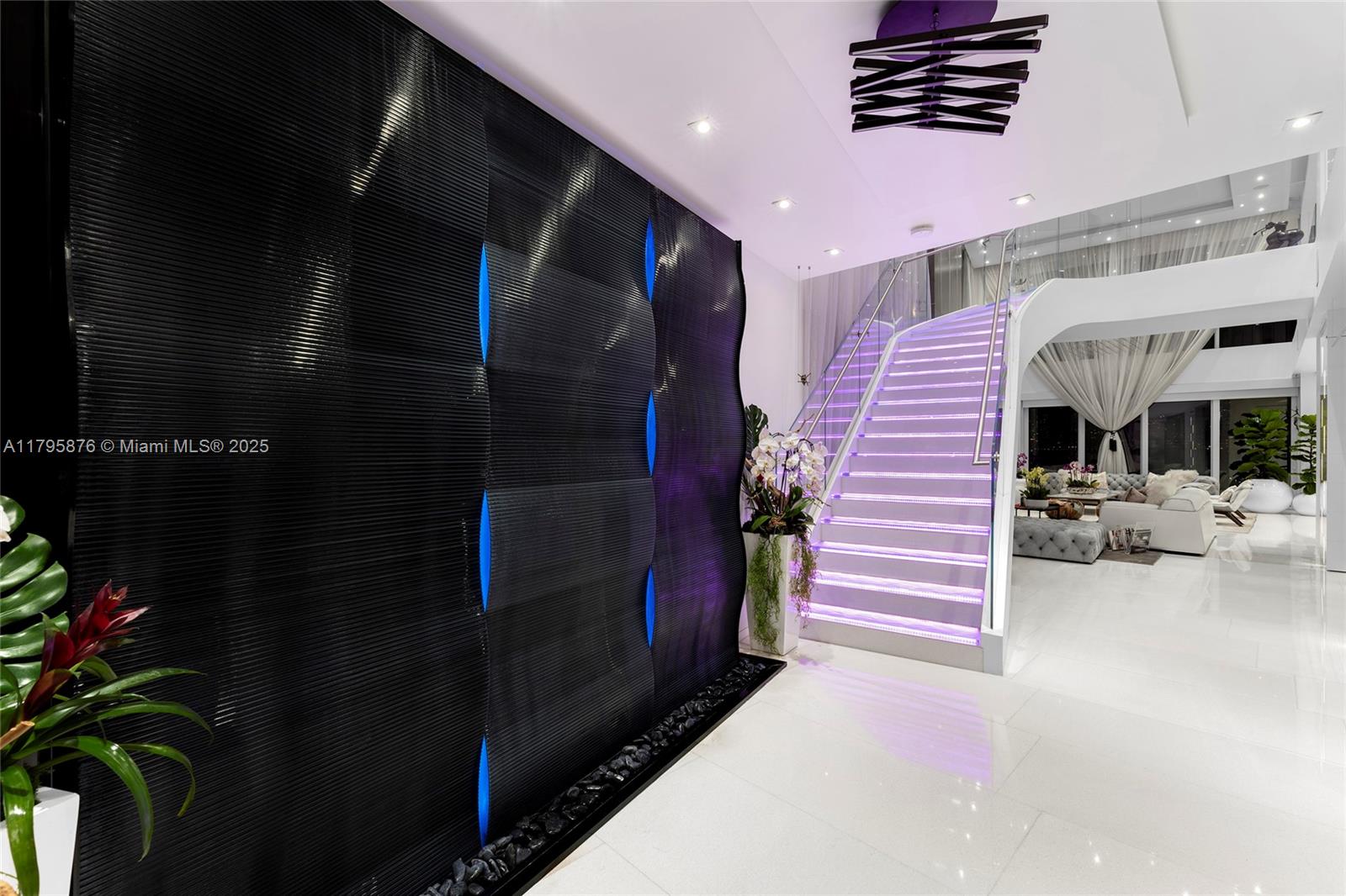 441 N Hibiscus Dr, Miami Beach FL 33139