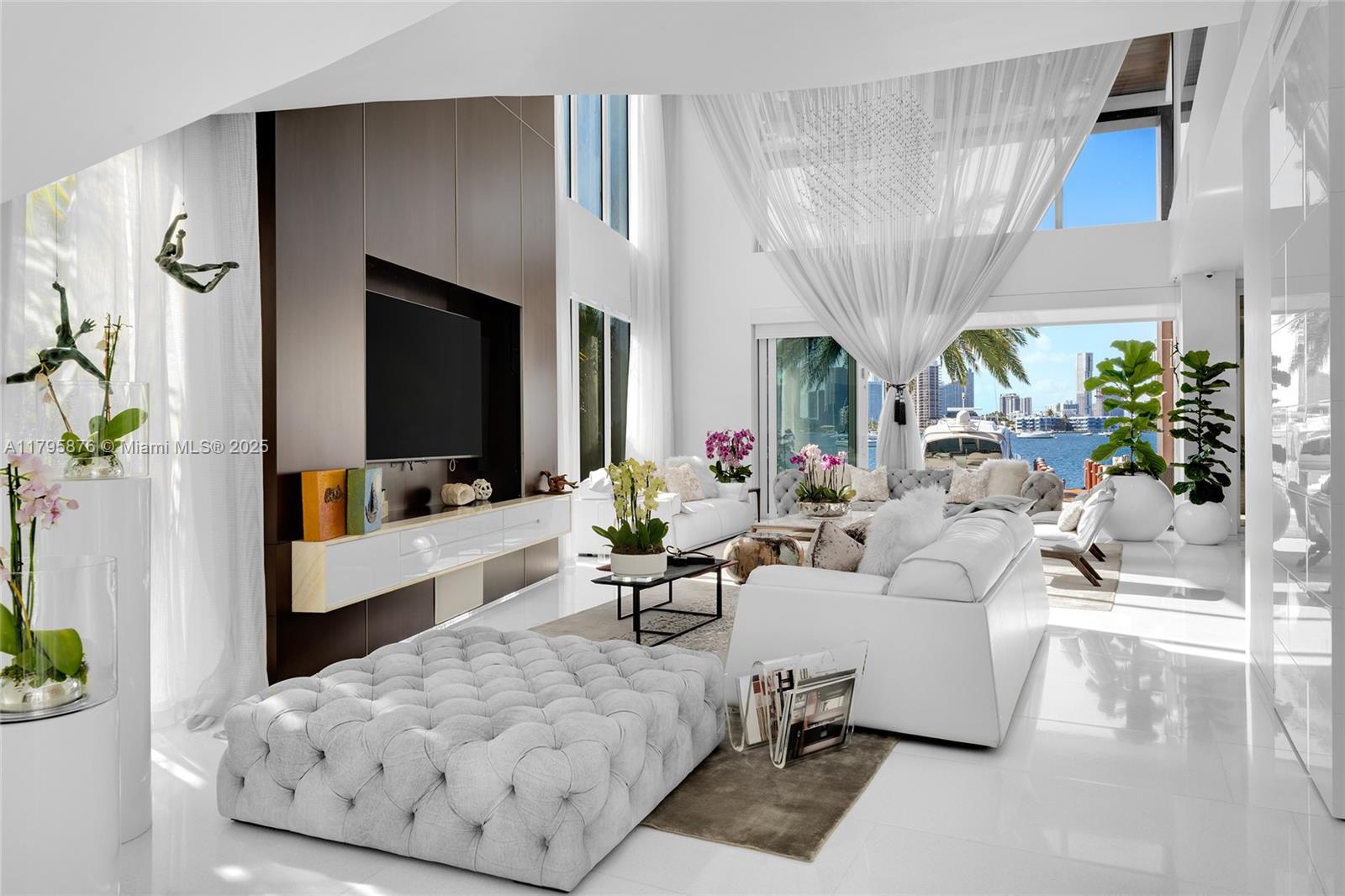 441 N Hibiscus Dr, Miami Beach FL 33139