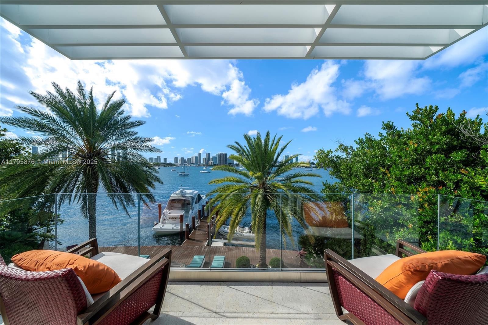 441 N Hibiscus Dr, Miami Beach FL 33139